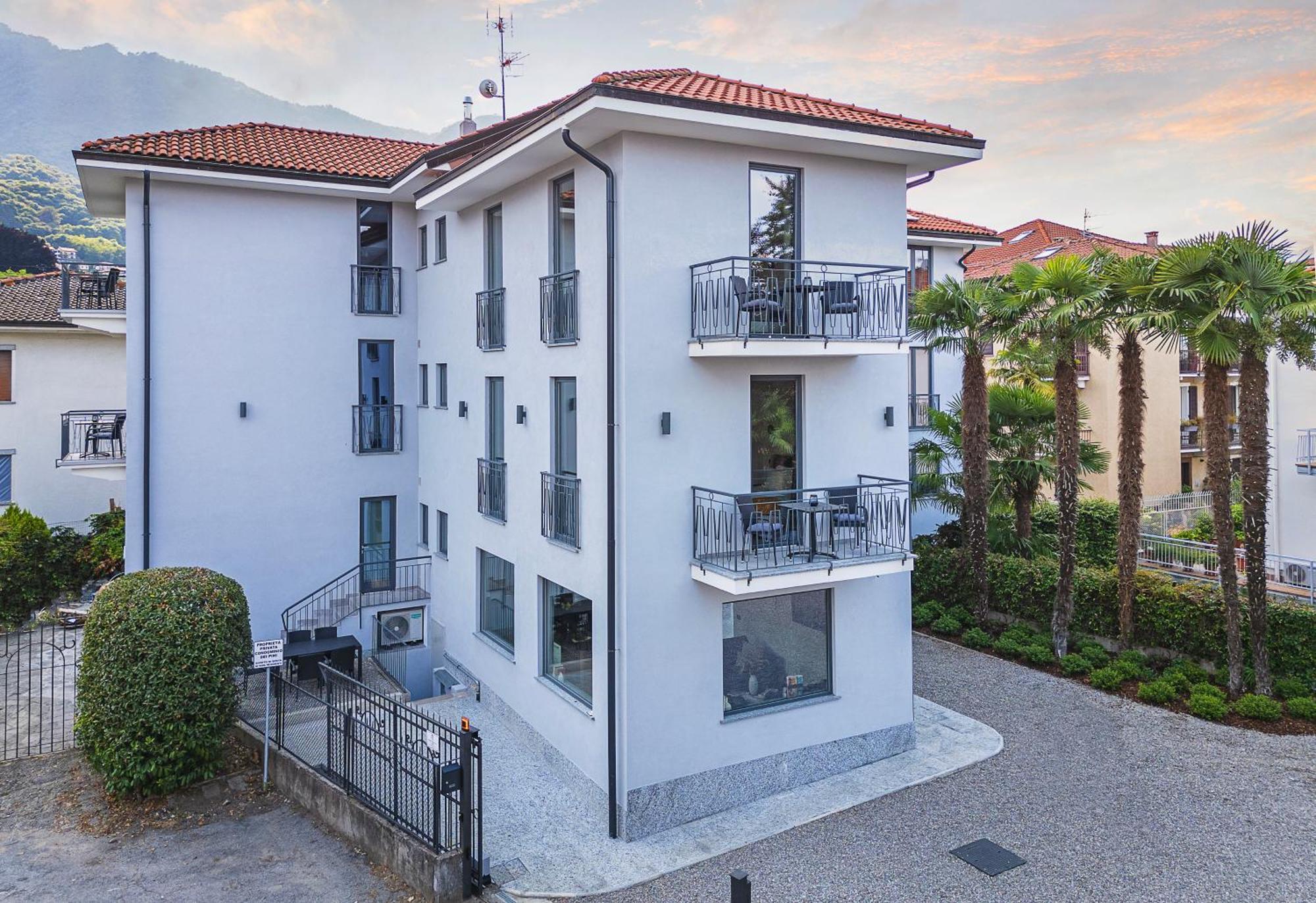 Elvezia Boutique Apartment บาเวโน ภายนอก รูปภาพ