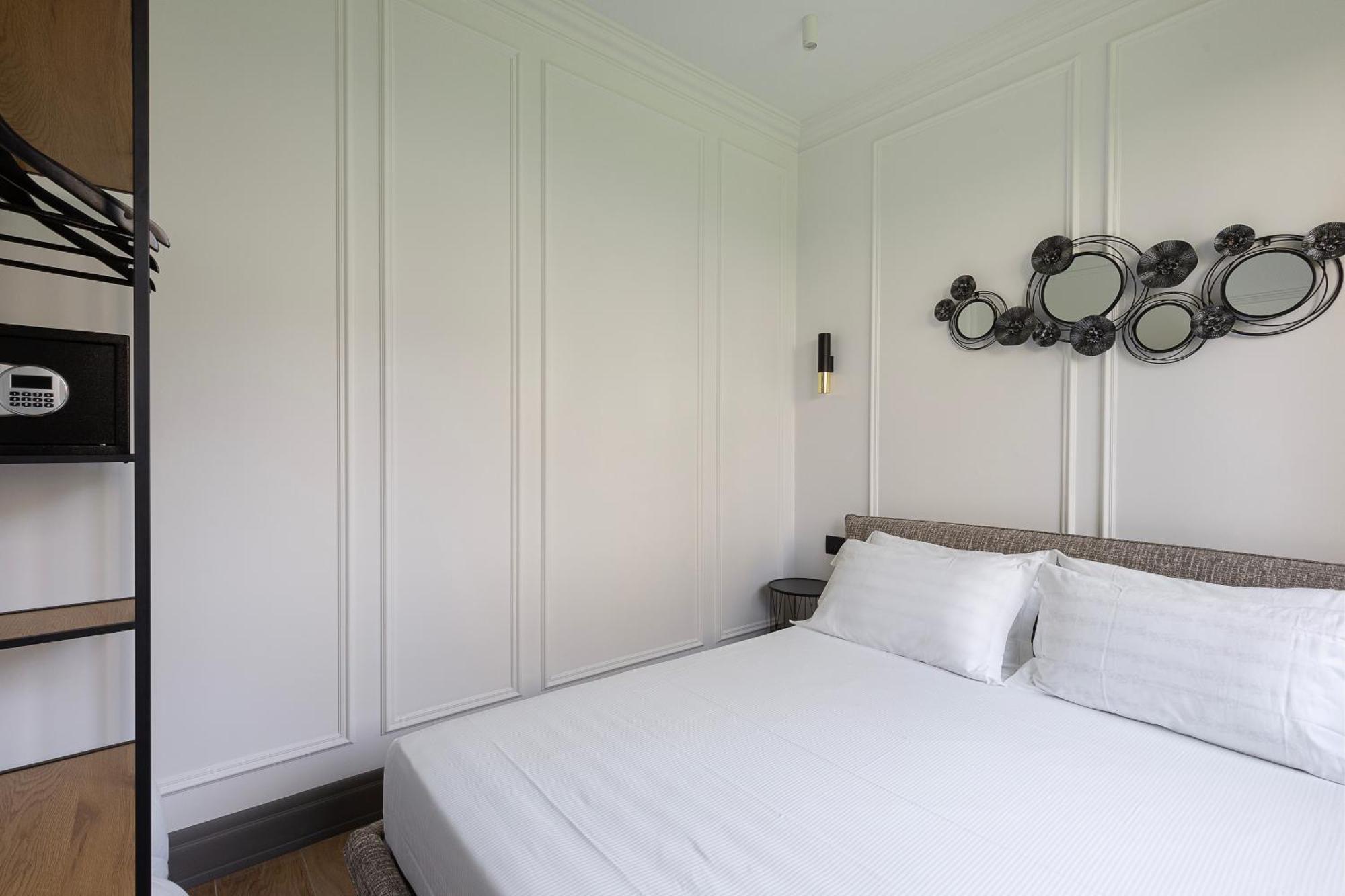 Elvezia Boutique Apartment บาเวโน ภายนอก รูปภาพ
